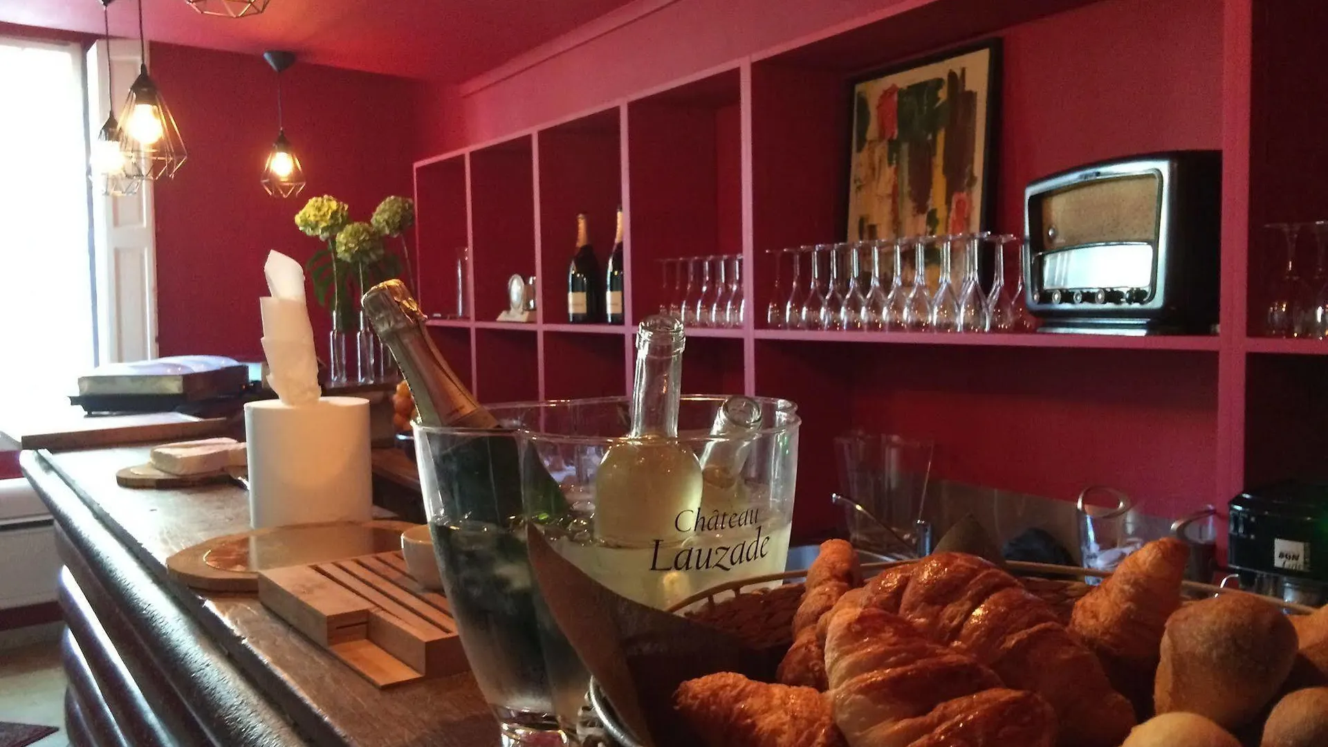 Hotel La Margelle Pernes-les-Fontaines Frankreich