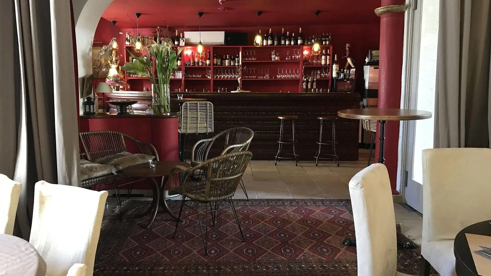 Hotel La Margelle Pernes-les-Fontaines Frankreich