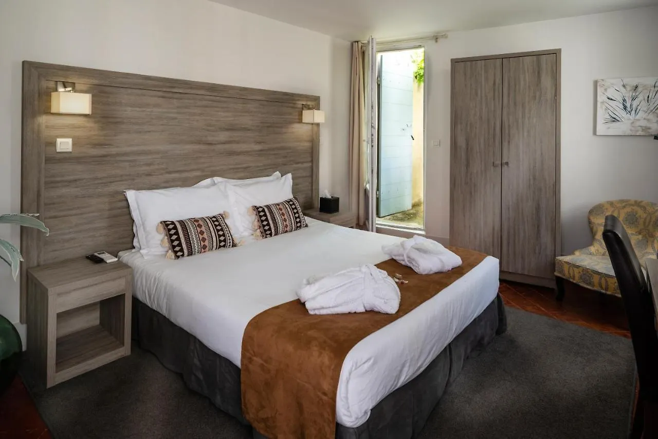 La Margelle Hotel Pernes-les-Fontaines