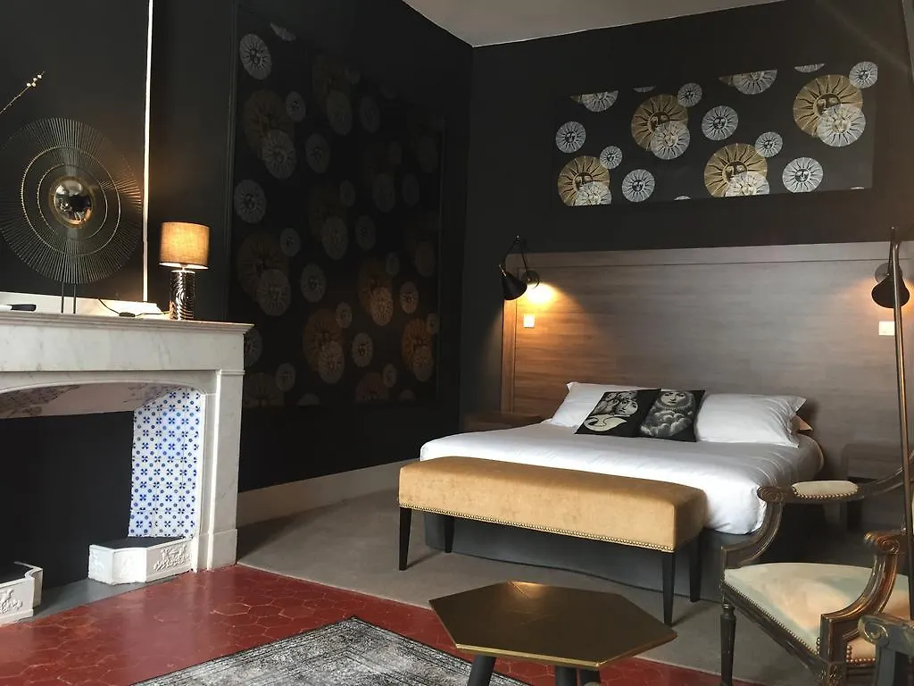Hotel La Margelle contacts